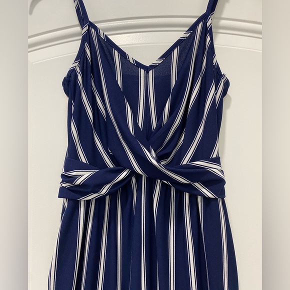 Junior’s Candie’s Jumpsuit; Size Small - Picture 3 of 4